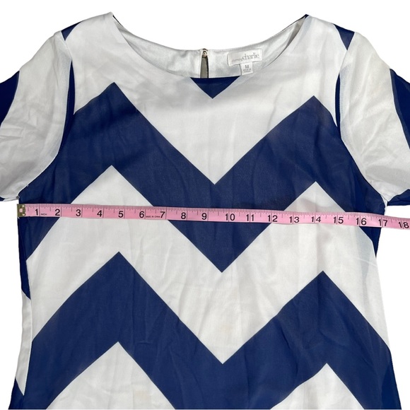 Charming Charlie size medium navy blue & white silky thin chevron pattern dress - Picture 7 of 9